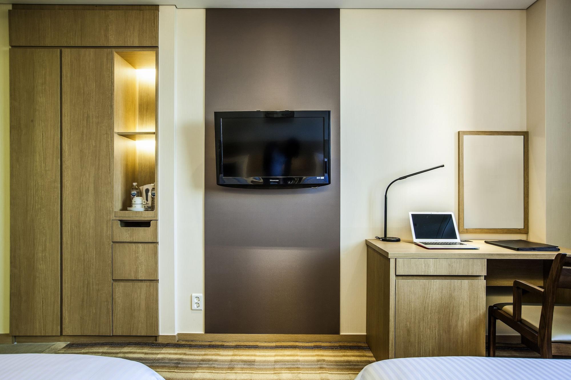 Hamilton Hotel Seoul Exterior photo