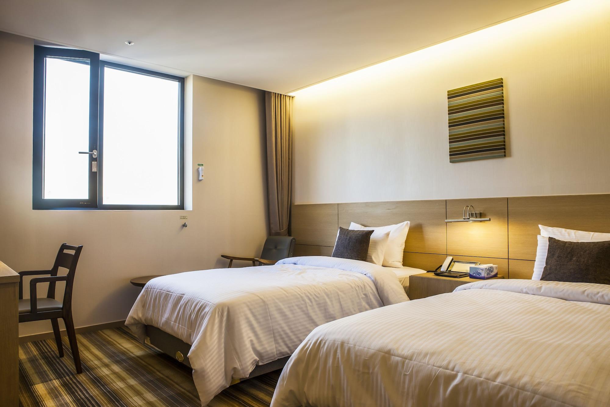 Hamilton Hotel Seoul Exterior photo
