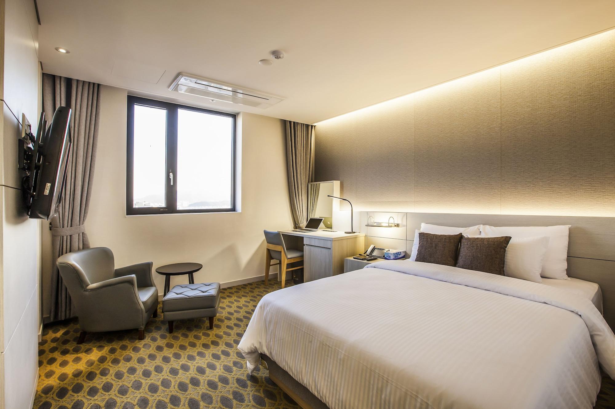 Hamilton Hotel Seoul Exterior photo